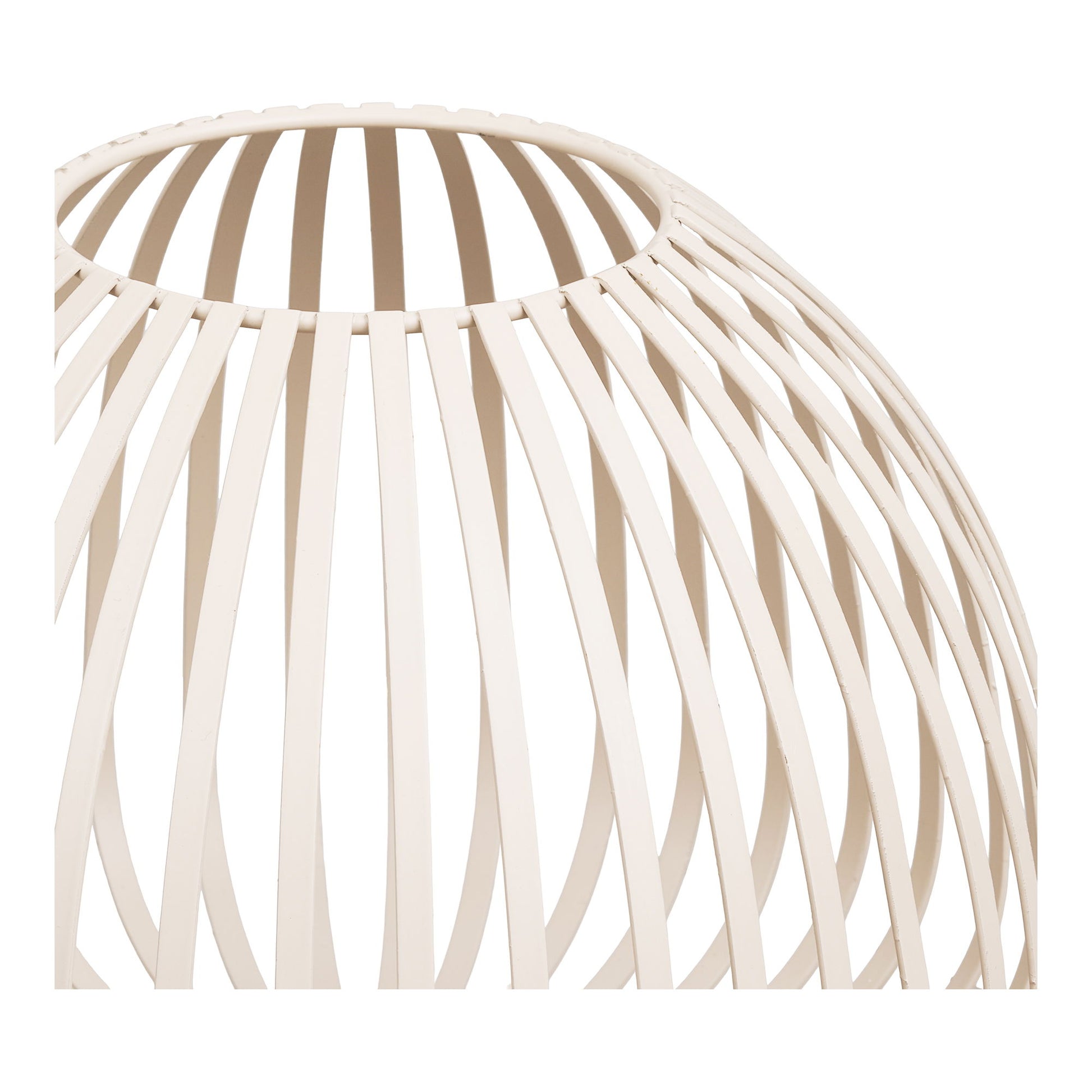 Close-up opening van brede Stoense lantaarn in beige metaal