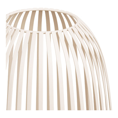 Close-up opening van hoge Stoense lantaarn in beige metaal